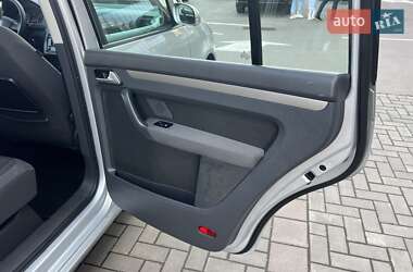 Минивэн Volkswagen Touran 2007 в 