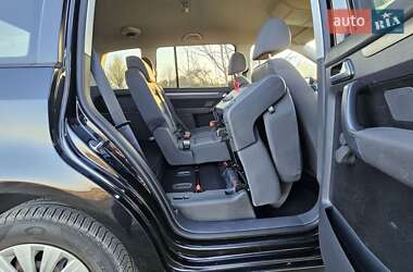 Минивэн Volkswagen Touran 2010 в 