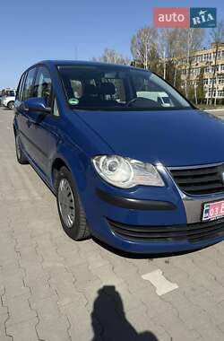 Минивэн Volkswagen Touran 2009 в 