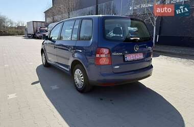 Минивэн Volkswagen Touran 2009 в 