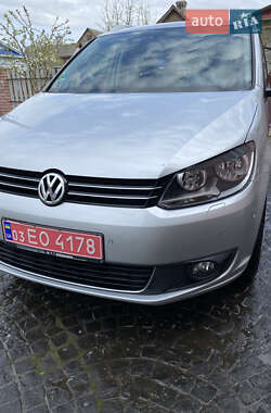 Минивэн Volkswagen Touran 2013 в 
