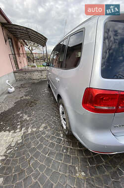 Минивэн Volkswagen Touran 2013 в 