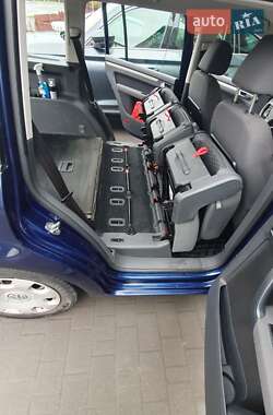 Мінівен Volkswagen Touran 2010 в 