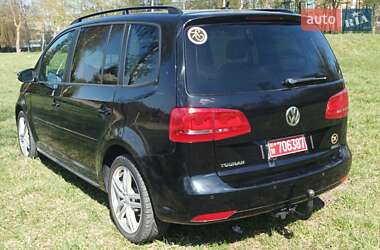 Минивэн Volkswagen Touran 2012 в 