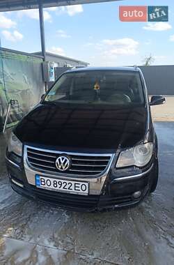 Минивэн Volkswagen Touran 2007 в 