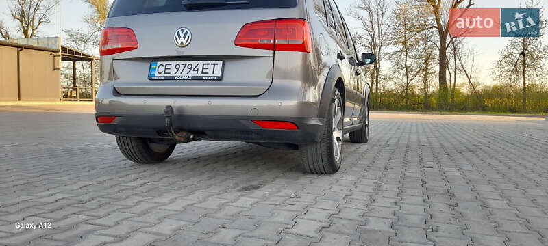 Минивэн Volkswagen Touran 2011 в Хотине