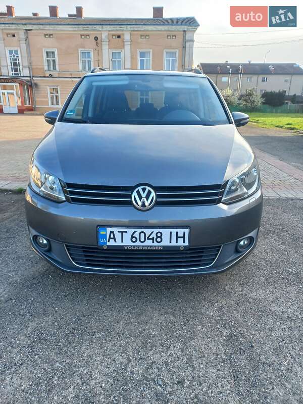 Минивэн Volkswagen Touran 2011 в Коломые