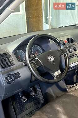 Минивэн Volkswagen Touran 2007 в 