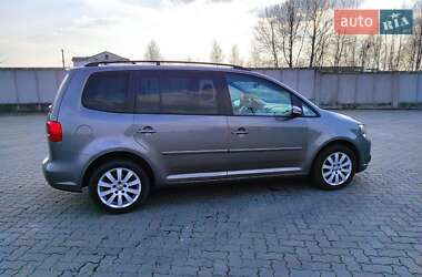 Мінівен Volkswagen Touran 2010 в 