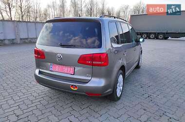 Мінівен Volkswagen Touran 2010 в 