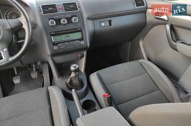 Мінівен Volkswagen Touran 2010 в 