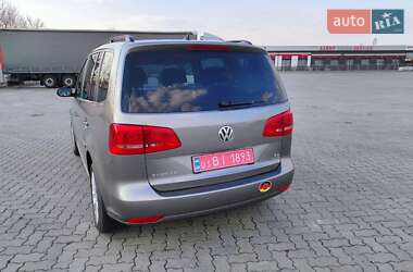 Мінівен Volkswagen Touran 2010 в 