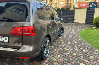 Мінівен Volkswagen Touran 2011 в 