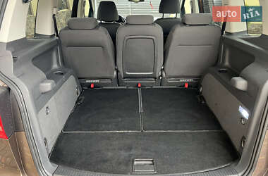 Мінівен Volkswagen Touran 2011 в 