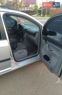 Минивэн Volkswagen Touran 2003 в 