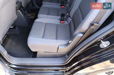 Минивэн Volkswagen Touran 2011 в 