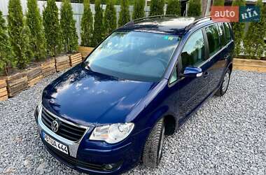 Минивэн Volkswagen Touran 2007 в 