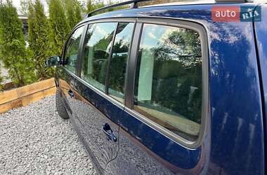 Минивэн Volkswagen Touran 2007 в 