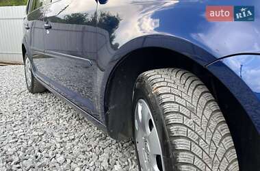 Минивэн Volkswagen Touran 2007 в 
