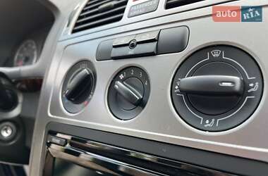 Минивэн Volkswagen Touran 2007 в 