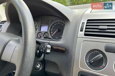 Минивэн Volkswagen Touran 2007 в 
