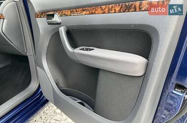 Минивэн Volkswagen Touran 2007 в 