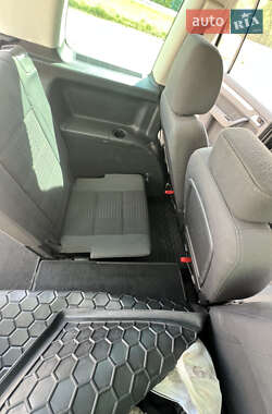 Мінівен Volkswagen Touran 2007 в 