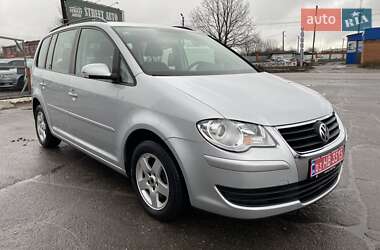 Мінівен Volkswagen Touran 2008 в 