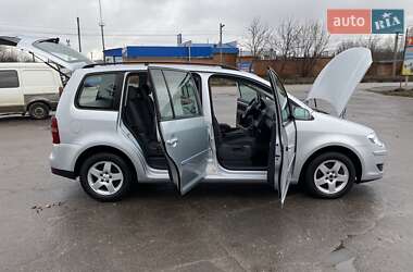 Мінівен Volkswagen Touran 2008 в 