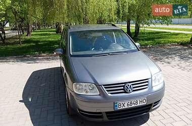 Минивэн Volkswagen Touran 2006 в 
