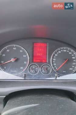 Мінівен Volkswagen Touran 2006 в 
