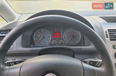 Минивэн Volkswagen Touran 2008 в 