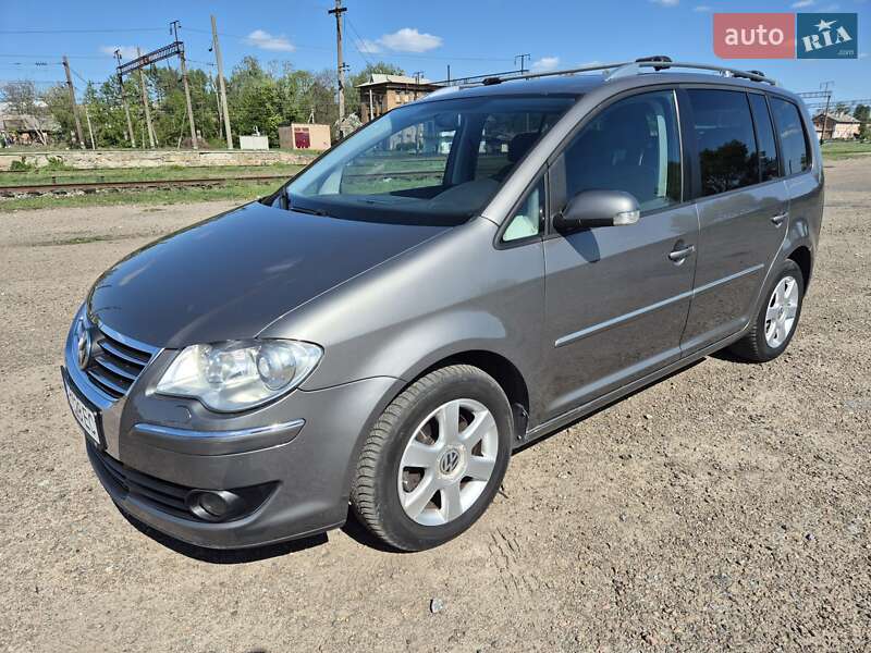 Мінівен Volkswagen Touran 2007 в Бердичеві
