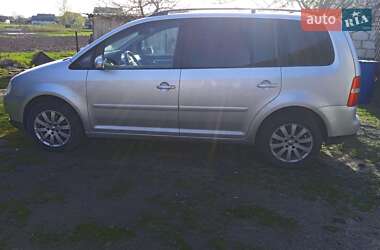 Мінівен Volkswagen Touran 2003 в 