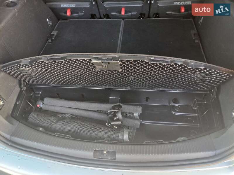 Минивэн Volkswagen Touran 2009 в Жмеринке