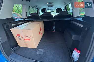 Мікровен Volkswagen Touran 2017 в 