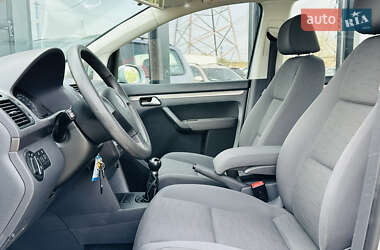 Мінівен Volkswagen Touran 2007 в 