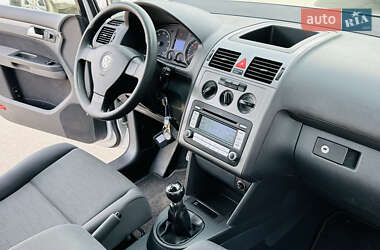 Мінівен Volkswagen Touran 2007 в 
