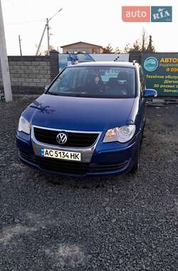 Минивэн Volkswagen Touran 2007 в Киеве
