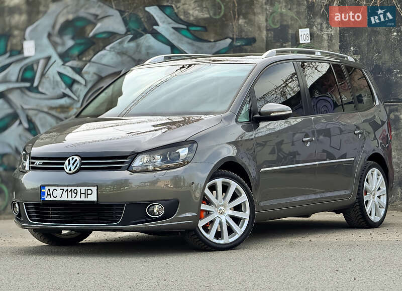 Минивэн Volkswagen Touran 2012 в Луцке