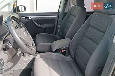 Минивэн Volkswagen Touran 2009 в 