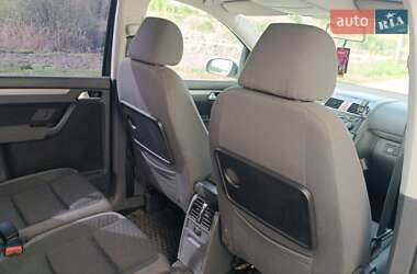Минивэн Volkswagen Touran 2009 в 