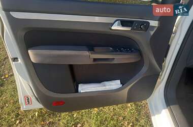 Минивэн Volkswagen Touran 2009 в 