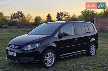 Минивэн Volkswagen Touran 2011 в 