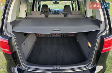 Минивэн Volkswagen Touran 2011 в 