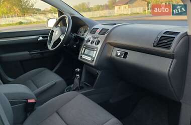 Минивэн Volkswagen Touran 2008 в 