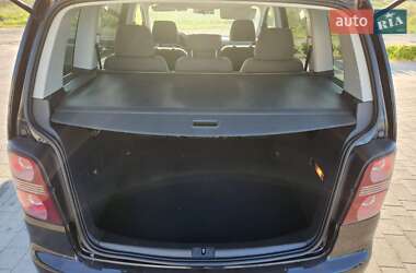 Мінівен Volkswagen Touran 2008 в 