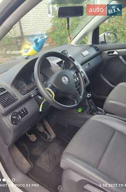 Мінівен Volkswagen Touran 2010 в 
