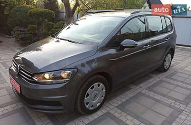 Микровэн Volkswagen Touran 2016 в Самборе