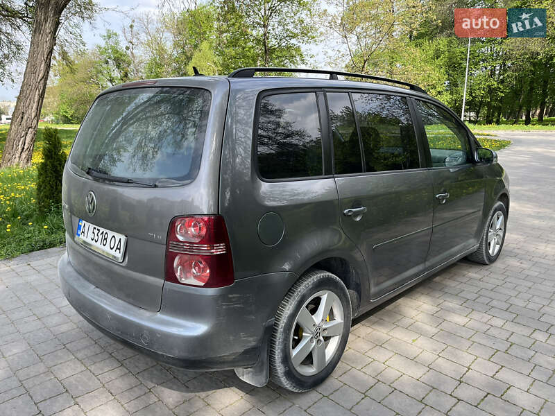 Мінівен Volkswagen Touran 2006 в Львові